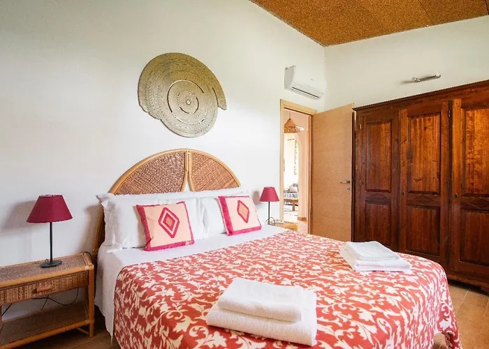 Sweet Tuscany Villa For 6 To 8 People Near The Sea